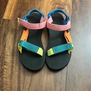 Teva Colorblock Universal Sandals size 6